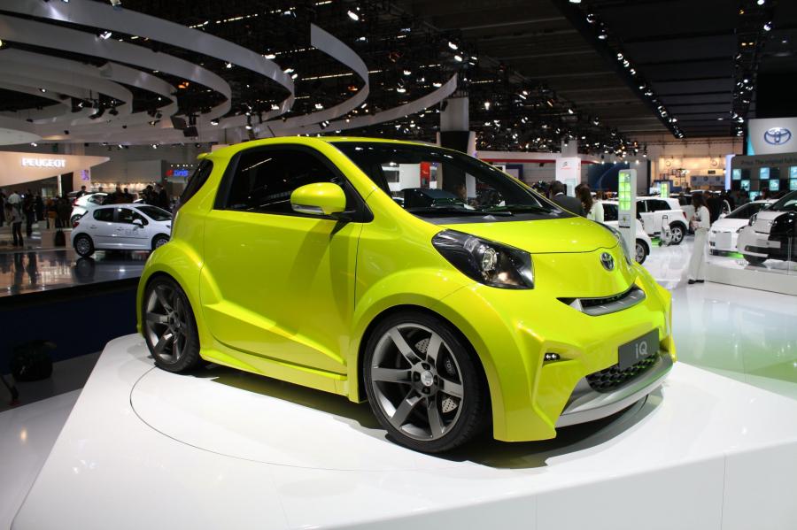  Toyota iQ Sports 2009 года  (фото 14 из 18)